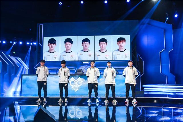 上晒出自己 上晒出自己