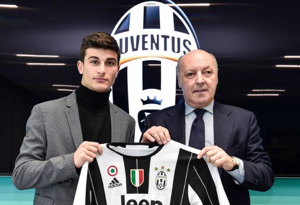 一位中国男 一位中国男