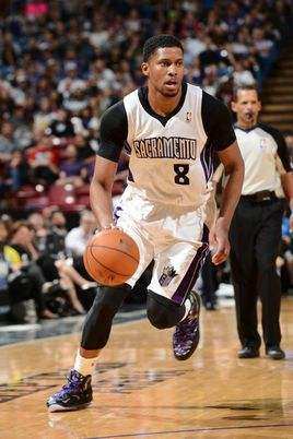 全队配合的 全队配合的