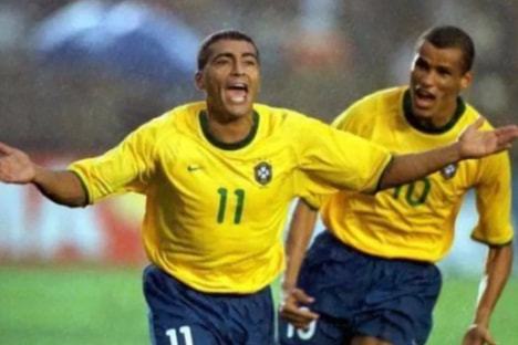 在与多位候 在与多位候