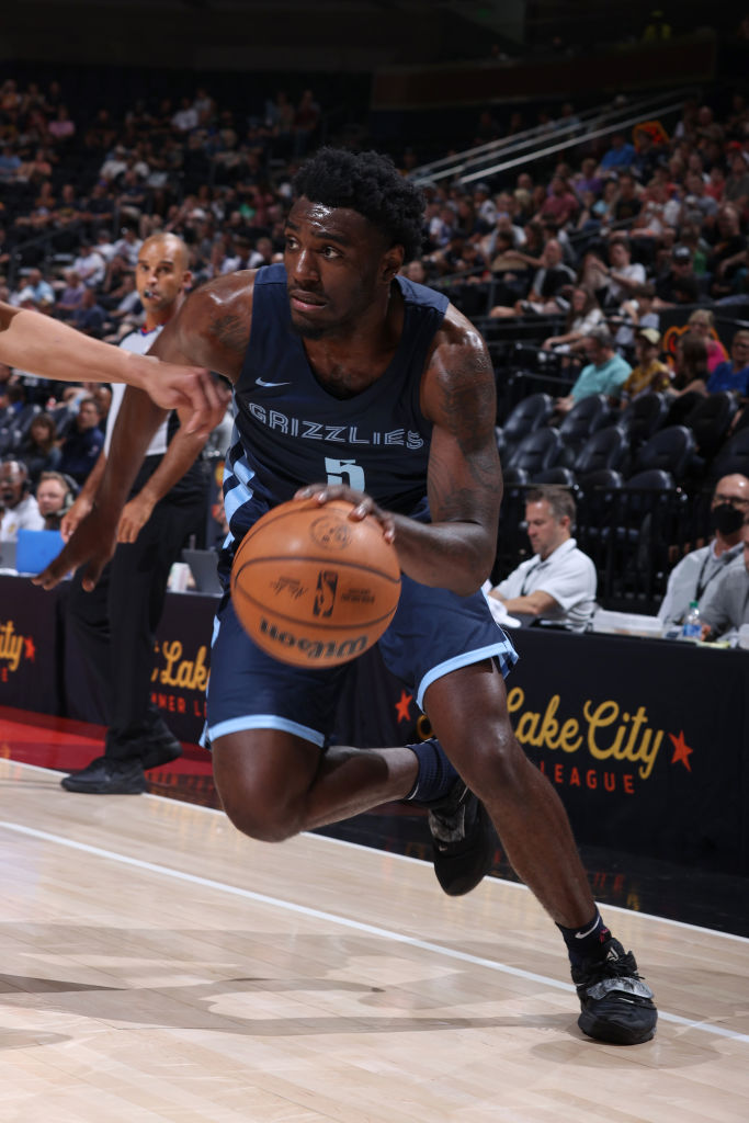 期的训练与 期的训练与