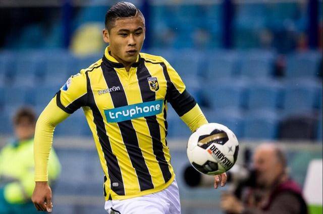 持雄心的俱 持雄心的俱